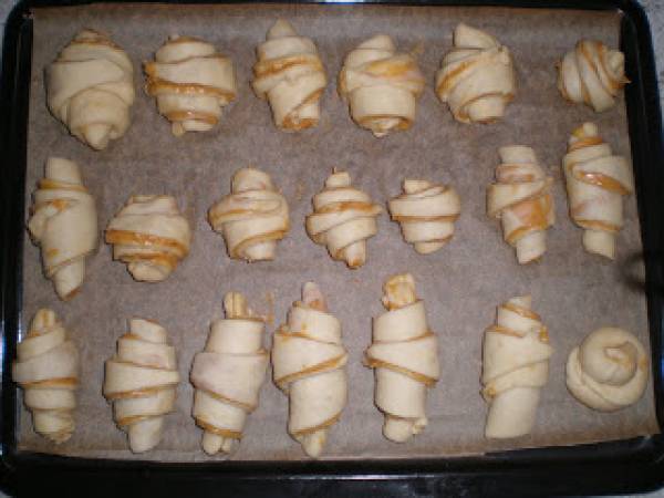 Bollitos de brioche con crema de cacahuete - Preparación paso 4