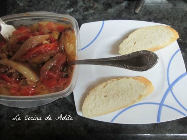 Tapa de huevo a baja temperatura, con escalibada y mejillón - Preparación paso 2