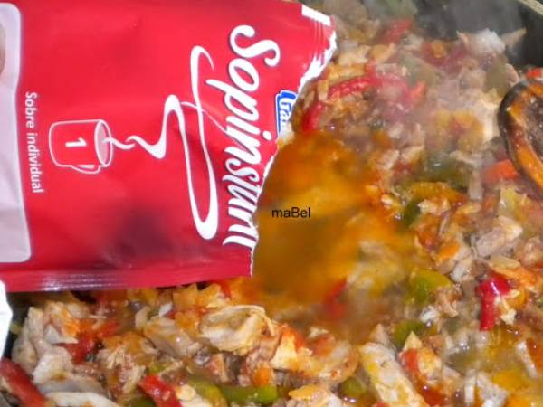 Pastel fácil con sobras de pollo - Preparación paso 3