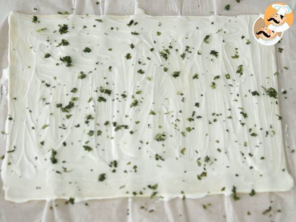 Espirales de hojaldre con salmón - Preparación paso 3