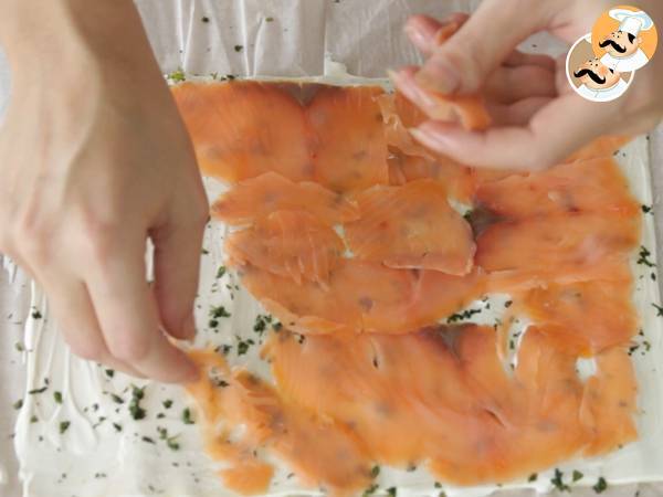 Espirales de hojaldre con salmón - Preparación paso 4