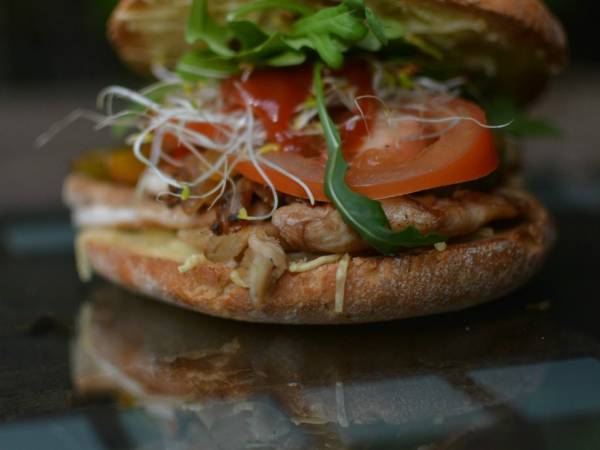 Hamburguesa de pollo delicatessen - Preparación paso 4