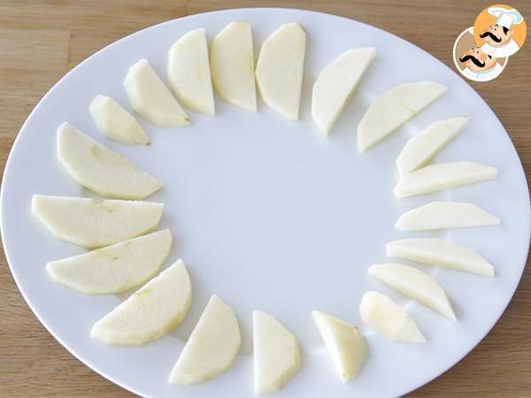 Hojaldre de camembert y manzana - Preparación paso 1