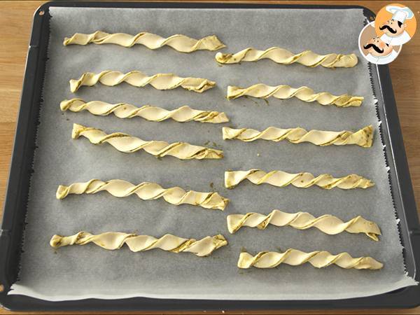 Bastones de pesto y parmesano - Preparación paso 4