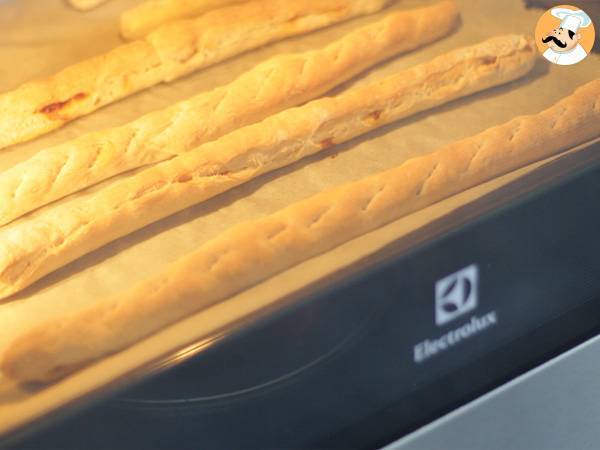 Palitos de pan con chorizo - Preparación paso 6