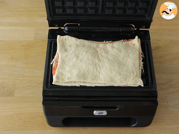 Pizza gofres express de pepperoni - Preparación paso 3