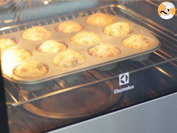 Muffins de jamón, queso y aceitunas - Preparación paso 5