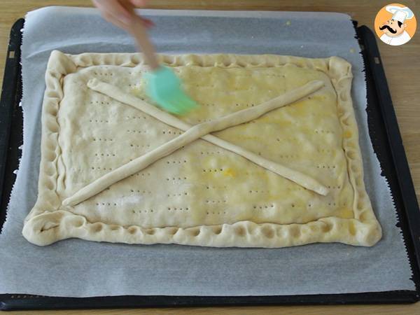 Empanada de atún con masa casera - Preparación paso 13