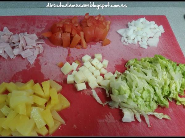 Ensalada de arroz, piña y salsa rosa - Preparación paso 2