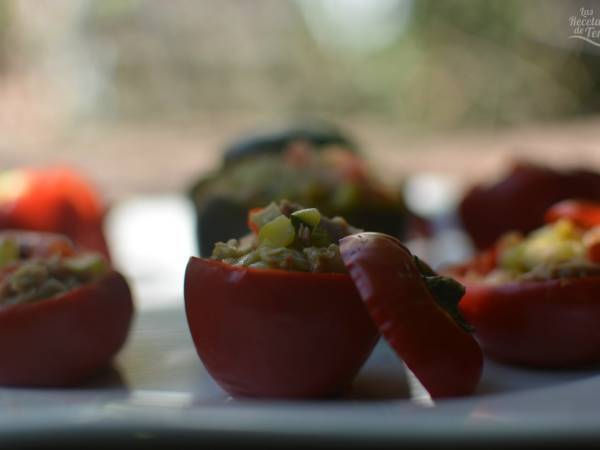 Pimientos rellenos con vegetales y atún - Preparación paso 2