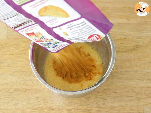 Tortilla de patatas fritas de bolsa - Preparación paso 2