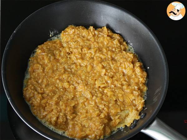 Tortilla de patatas fritas de bolsa - Preparación paso 3