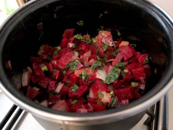 Risotto de remolacha vegetariano - Preparación paso 2