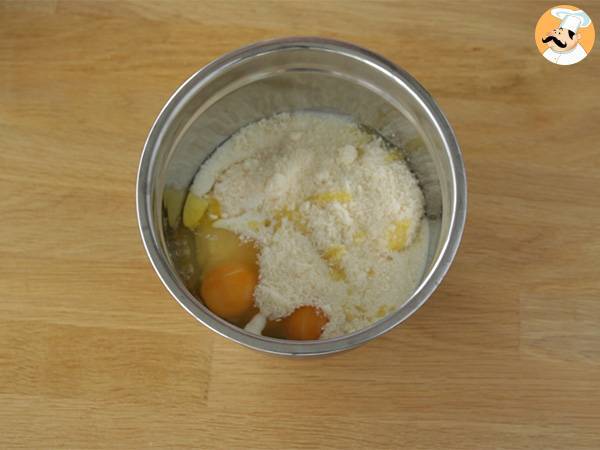 Bizcochitos de calabacin y quesitos - Preparación paso 1