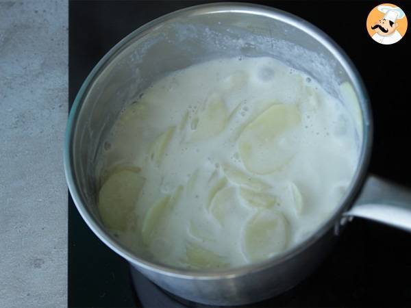 Gratin dauphinois (Gratinado de patatas ) - Preparación paso 2
