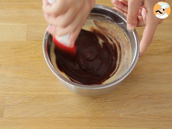 Pastel de chocolate super simple - Preparación paso 3