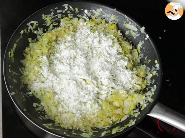 Tartaleta de puerro sabrosa al vino - Preparación paso 2