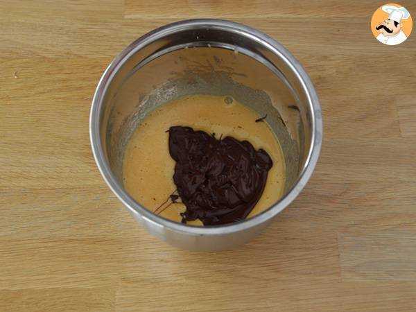 Charlota de chocolate fácil - Preparación paso 2