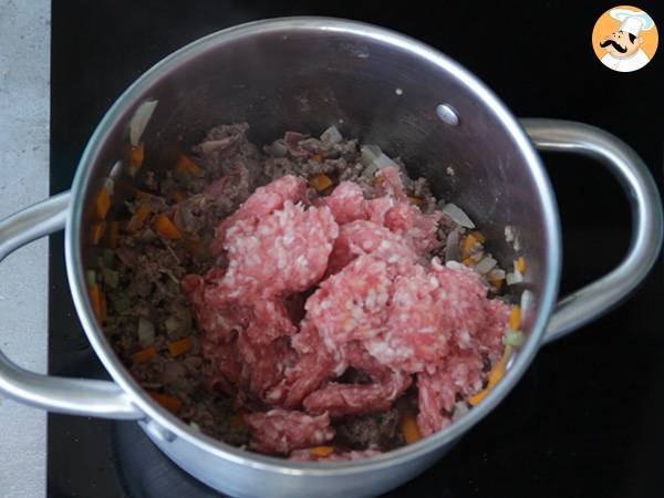 Salsa boloñesa, receta italiana - Preparación paso 4