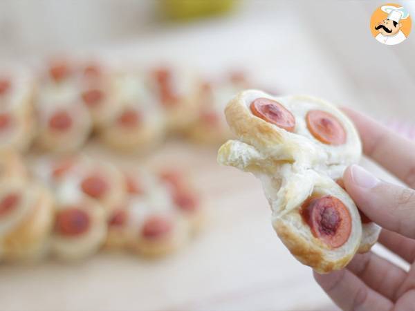 Flores de hojaldre y salchicha - Preparación paso 5