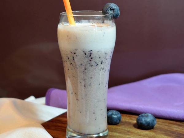 Batido de arándanos para la concentración - Preparación paso 2