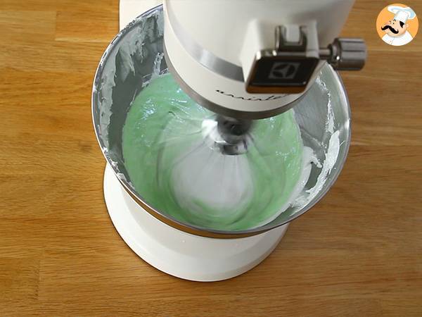 Árboles de Navidad merengue - Preparación paso 3