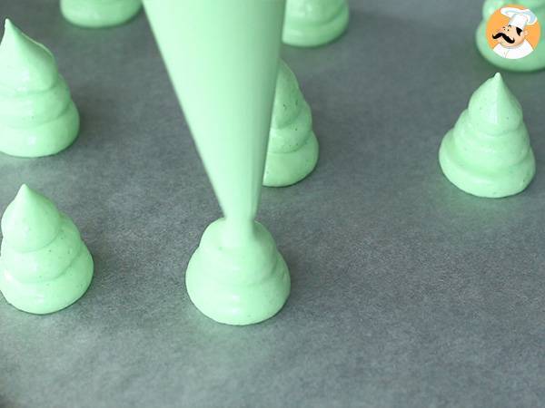 Árboles de Navidad merengue - Preparación paso 4