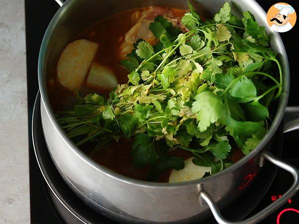 Cuscús marroquí tradicional con pollo - Preparación paso 3