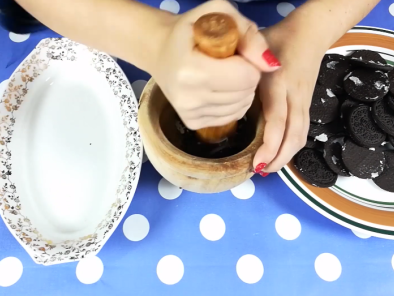 Tarta de Oreo | Sin Horno y sin gelatina o grenetina | Fácil y Deliciosa - Preparación paso 2