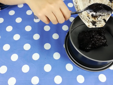 Tarta de Oreo | Sin Horno y sin gelatina o grenetina | Fácil y Deliciosa - Preparación paso 4