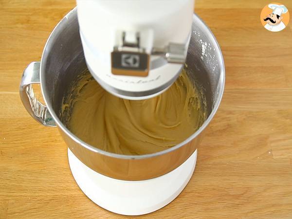 Bollitos con pepitas de chocolate esponjosos - Preparación paso 2