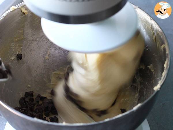 Bollitos con pepitas de chocolate esponjosos - Preparación paso 4