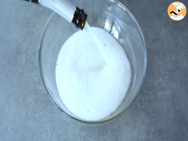 Cóctel de champán y cointreau - Preparación paso 1