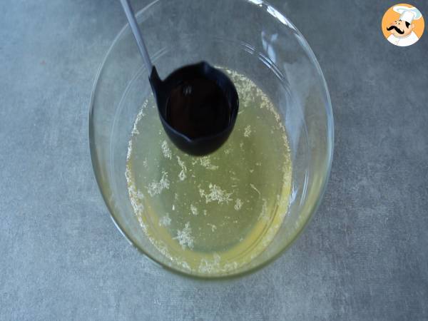 Cóctel de champán y cointreau - Preparación paso 2