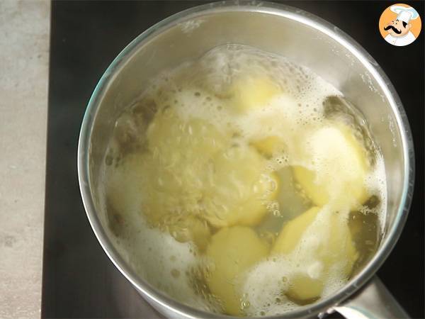 Croquetas de queso raclette y patata - Preparación paso 1