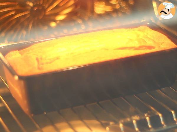 Bizcocho sorpresa para San Valentín - Preparación paso 3