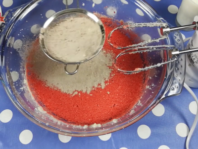 Receta de Cupcakes red velvet | especial san valentín - Preparación paso 6