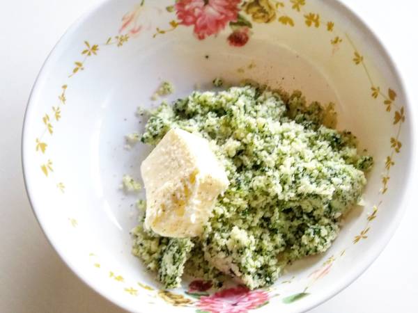 Pan de ajo y queso manchego, pull apart - Preparación paso 2