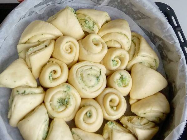 Pan de ajo y queso manchego, pull apart - Preparación paso 5