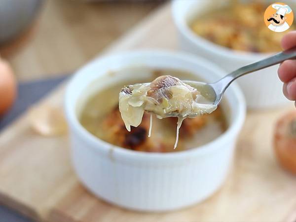 Sopa de cebolla, todo un clásico - Preparación paso 7