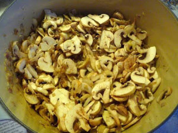 Crema de champiñones y chalotas - Preparación paso 4