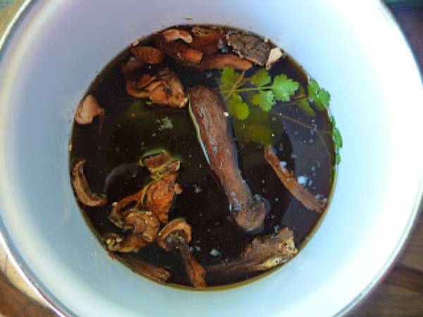 Risotto de setas portobello y funghi porcini - Preparación paso 2