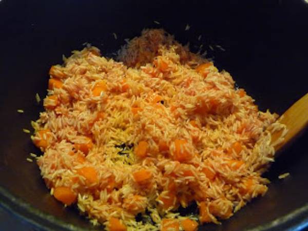 Arroz a la mexicana, un arroz blanco con algo más - Preparación paso 4