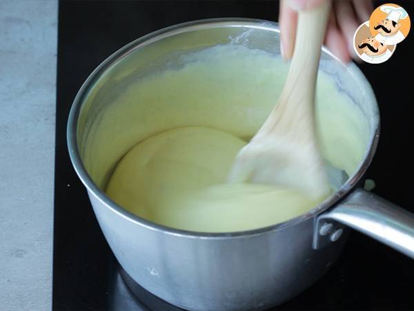 Fraisier, tarta de fresas perfecta para la primavera - Preparación paso 3