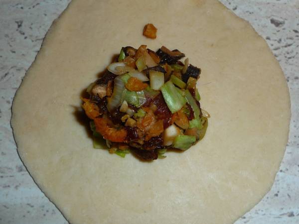 Nikuman, bollos rellenos de cerdo al vapor - Preparación paso 13