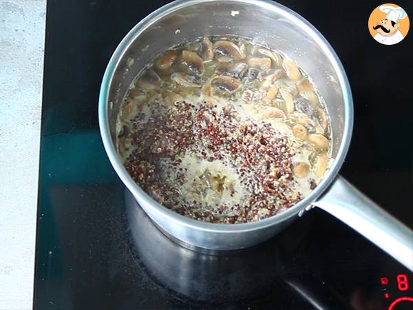 Risotto de quinoa con champiñones, vegano y sin lactosa - Preparación paso 3