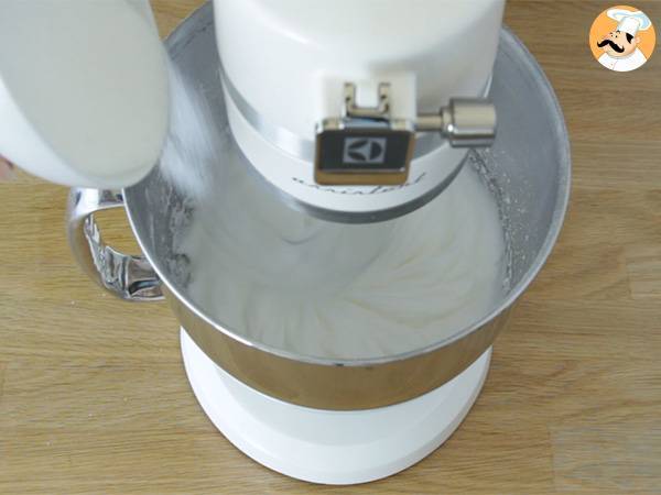 Pastelitos de chocolate y merengue - Preparación paso 1