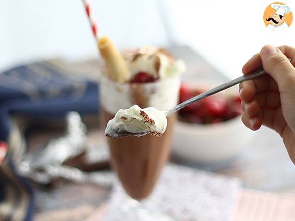 Chocolate liegeois, Dalkys con nata montada - Preparación paso 5