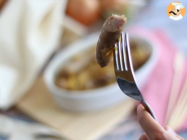 Salchichas al vino blanco con cebolla - Preparación paso 4