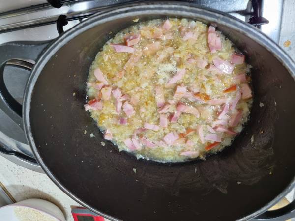 Risotto de espinacas, queso de cabra y lacón ahumado - Preparación paso 5